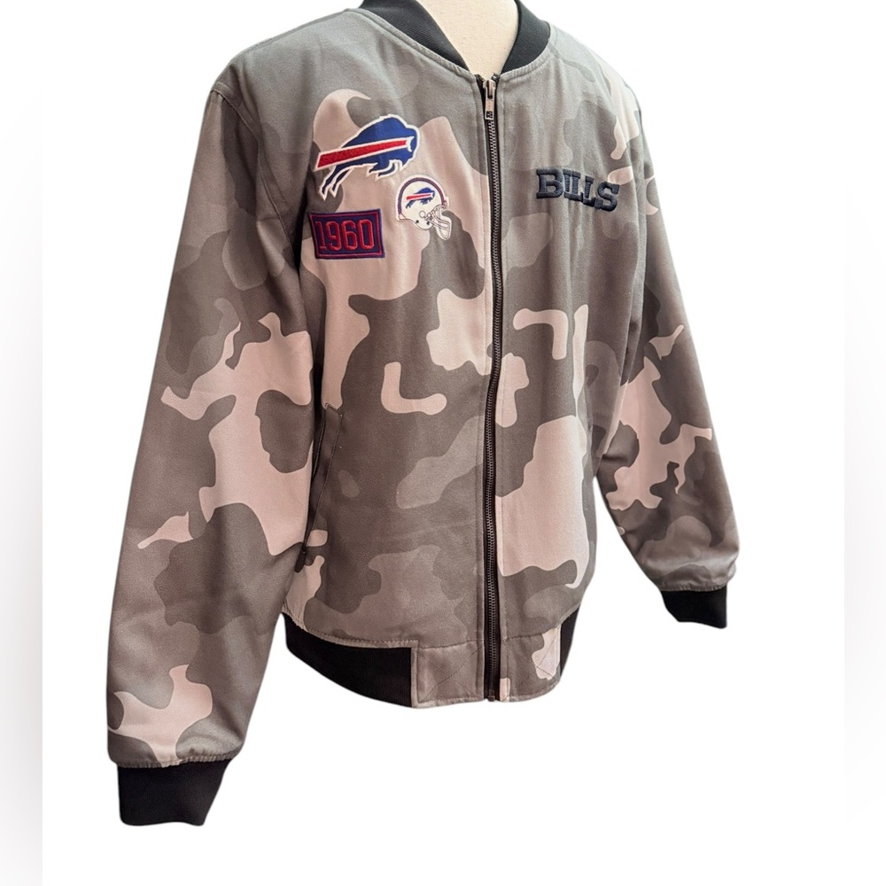 The Wild collective Buffalo Bills one family NFL camo bomber jacket full zip - Picture 5 of 15